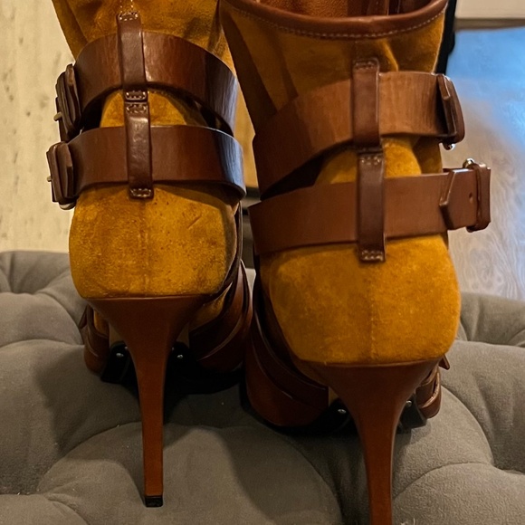 Balmain Buckled Boots - Picture 3 of 5